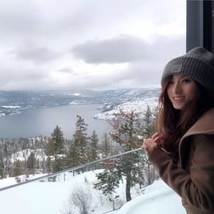 Meet your Posher, Rita